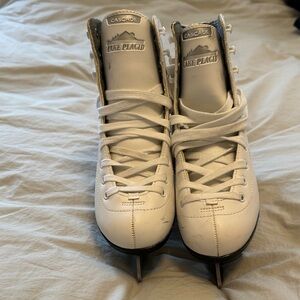 White Ice Skates for Child / Girl